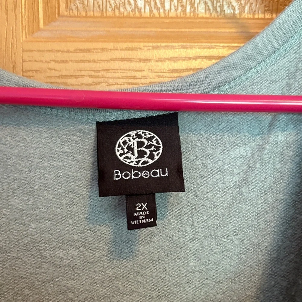 Bobeau Light Gray Women's Tunic Top - Picture 2 of 4